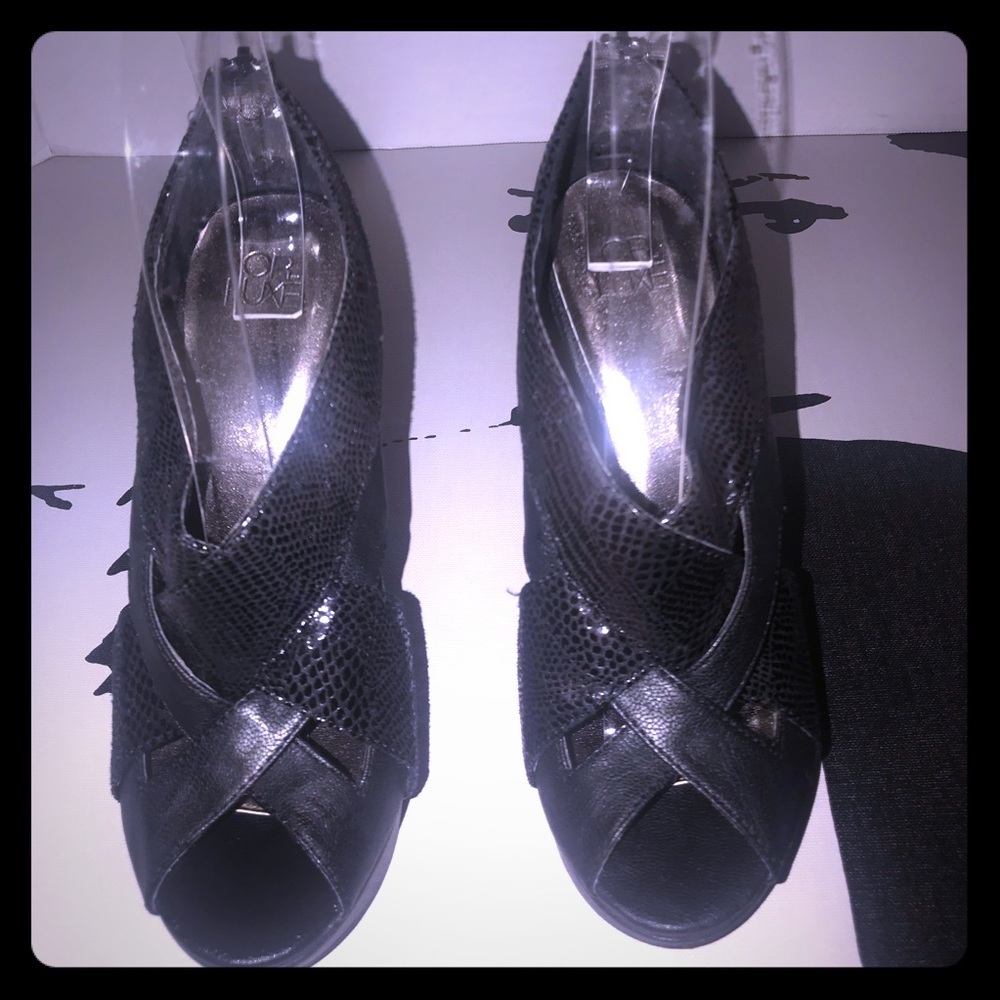 CR Luxe | Sequin & Faux Leather PeepToe Heels​